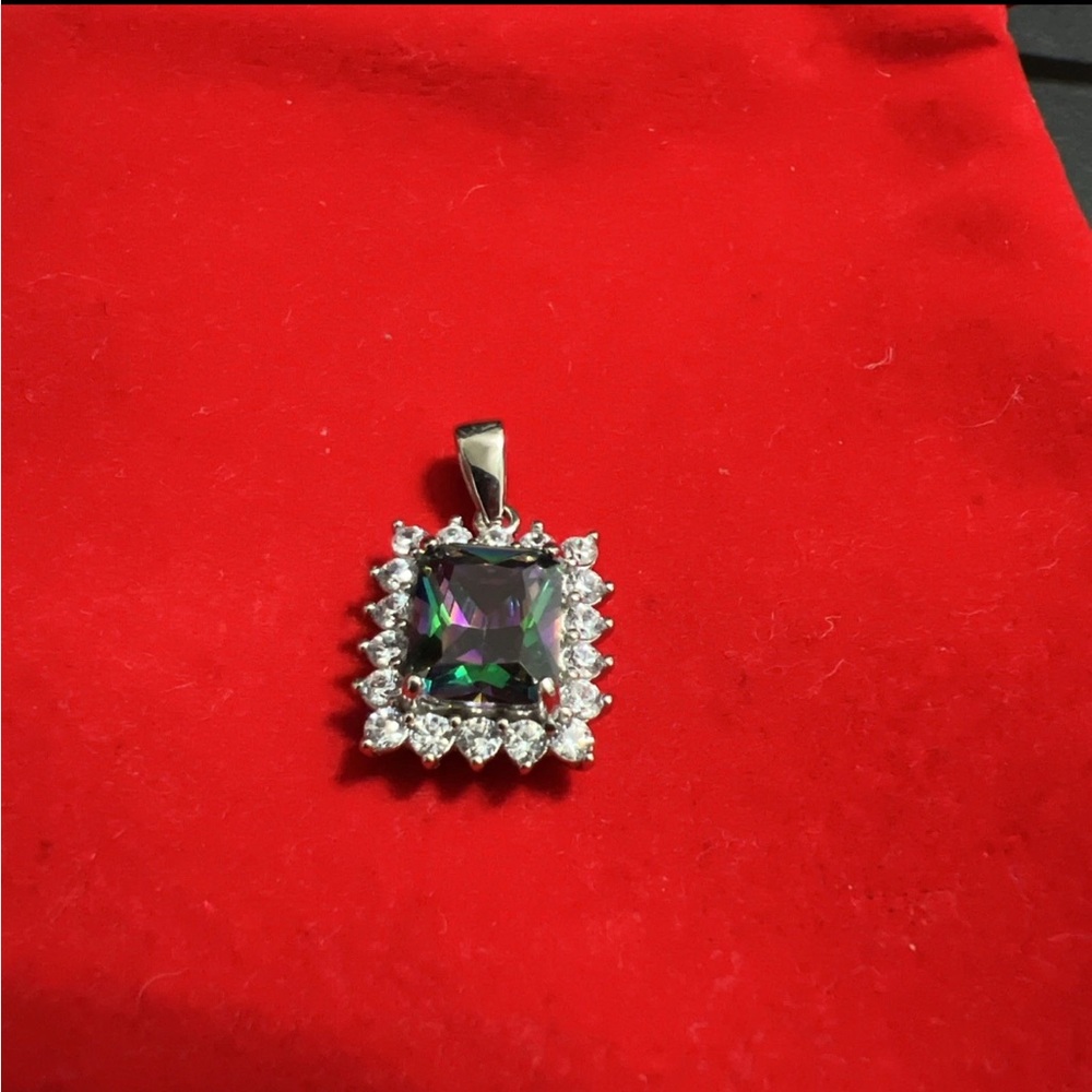 925 Sterling Silver purple stone  Pendant